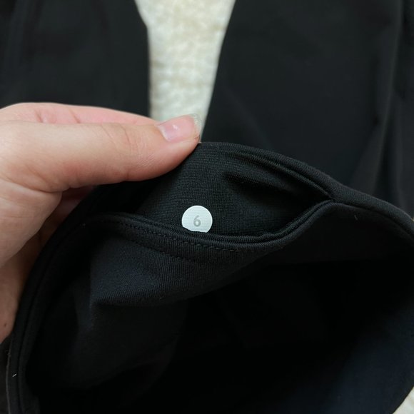 🍋 LULULEMON Mesh Criss-Cross Leggings - Picture 6 of 6